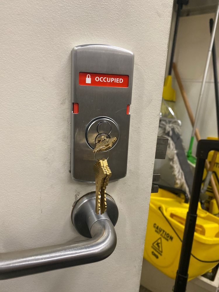 Commercial locksmith Long Beach CA — Belmont Locksmith